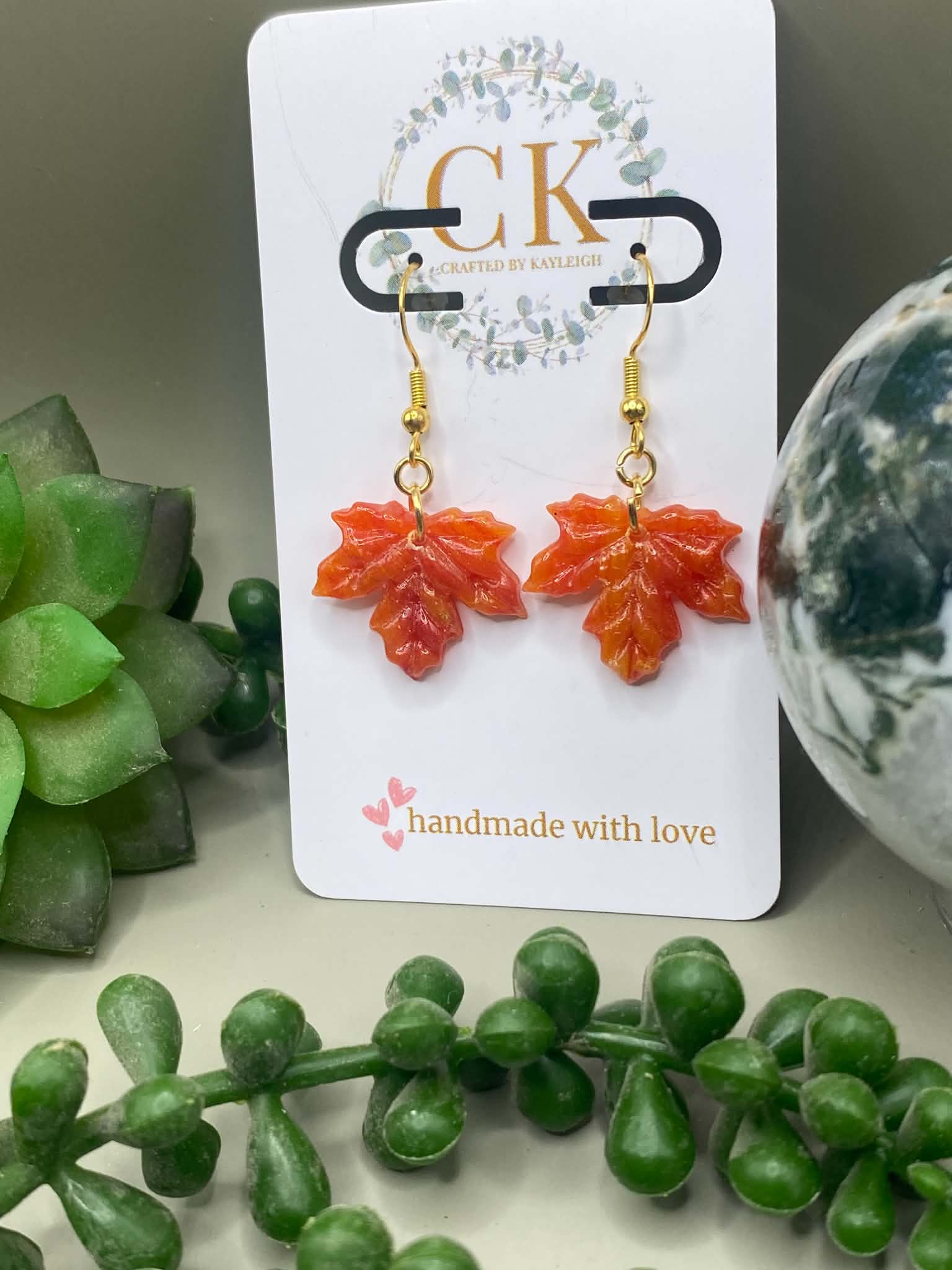 Red Leaf - Short
