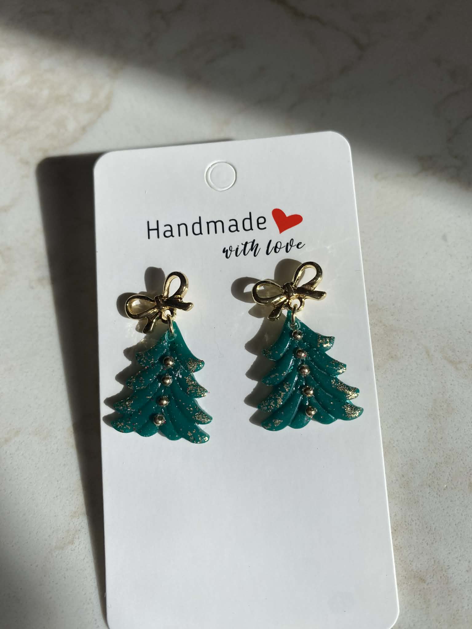 Glimmering Christmas Pines